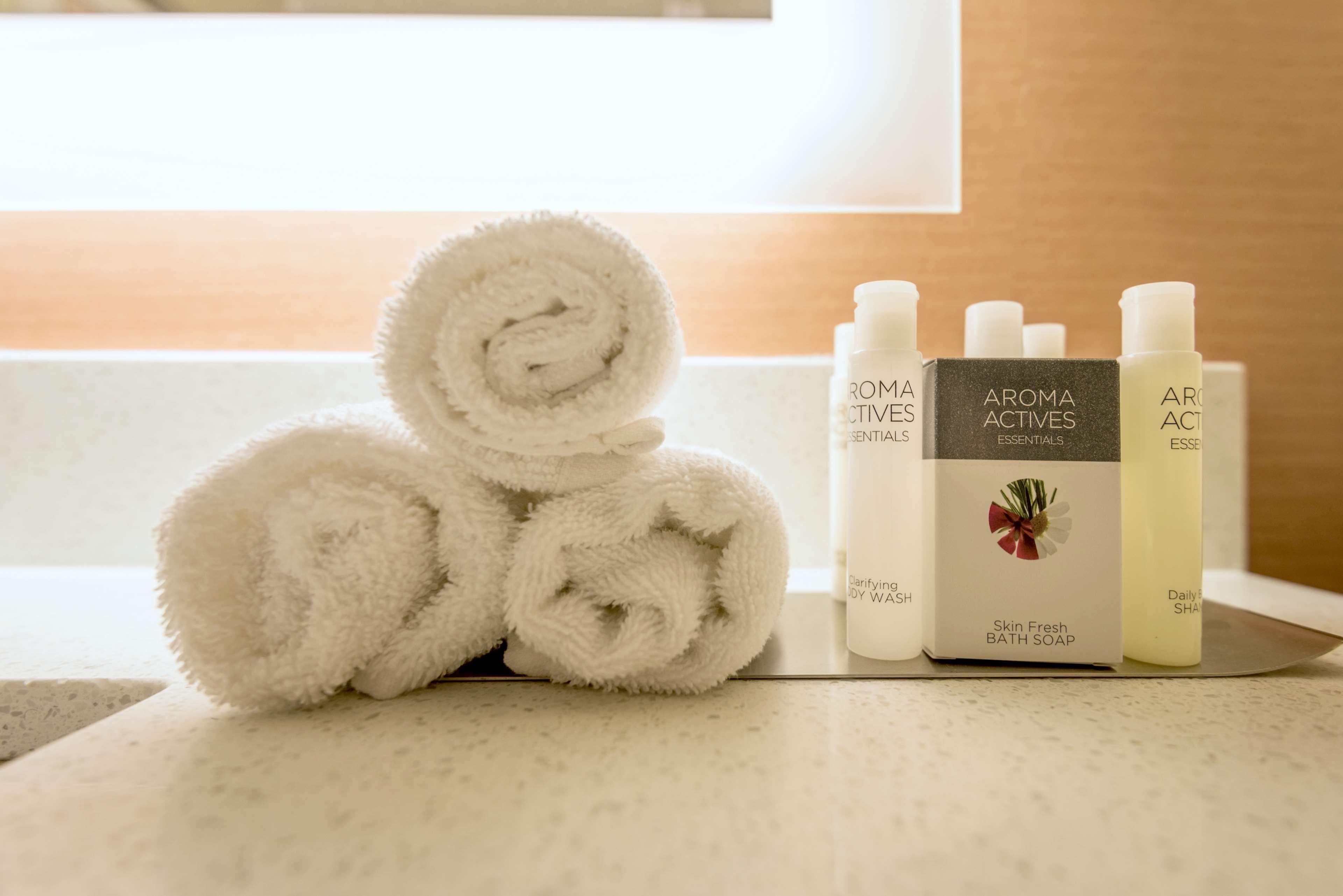 Doubletree By Hilton Montgomery Downtown Dış mekan fotoğraf