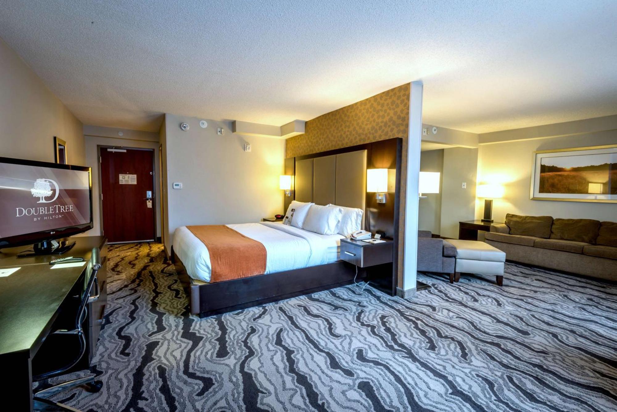 Doubletree By Hilton Montgomery Downtown Dış mekan fotoğraf